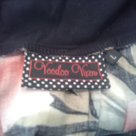 Voodoo vixen Hawaiian halter top size large - Picture 5 of 5